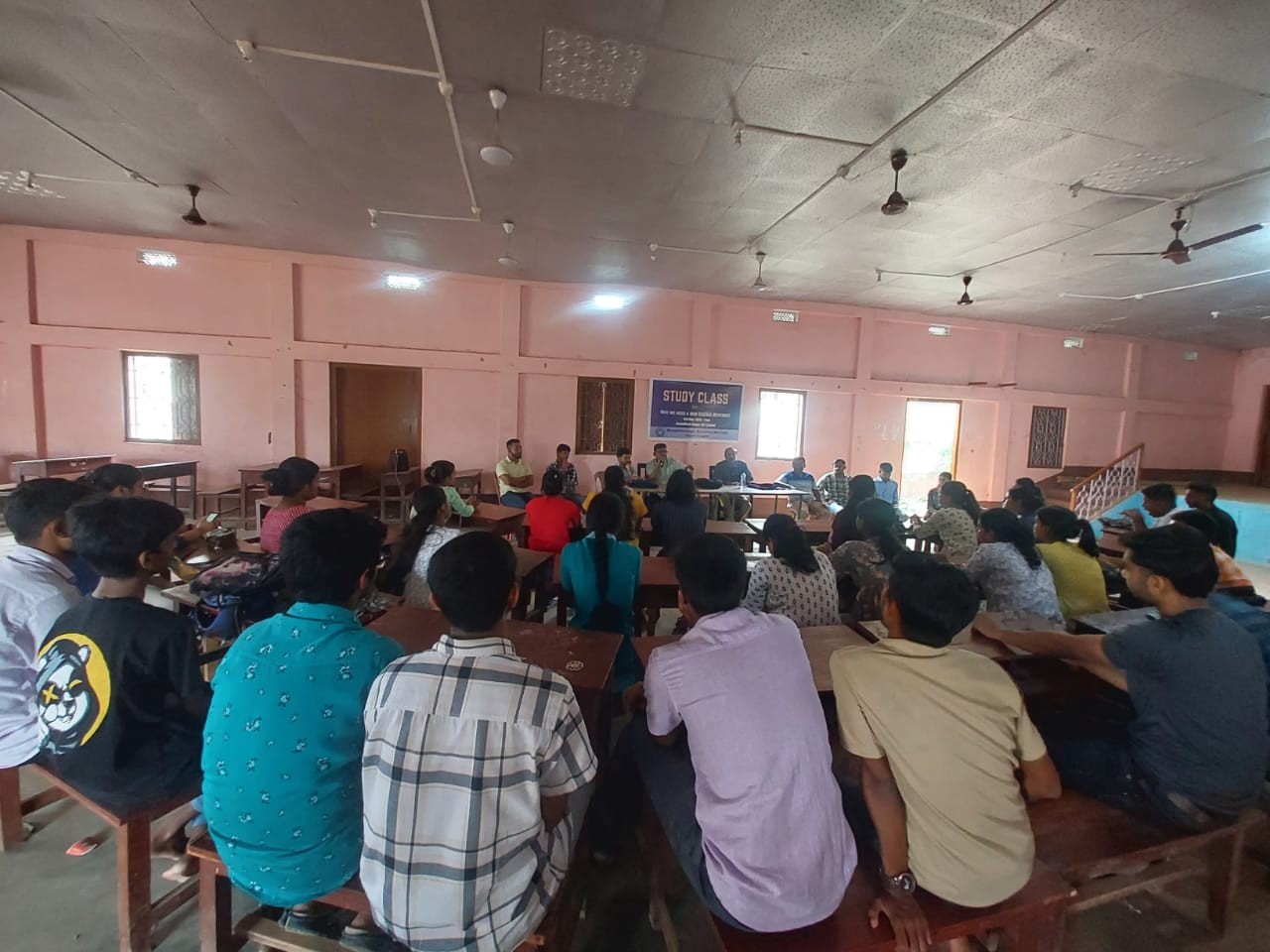 Discussion on “Why we need a new science movement” organised by BSS Tripura Chapter